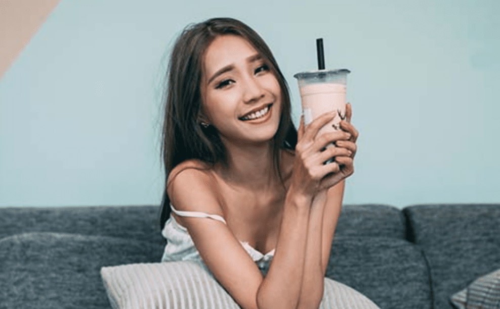 霏霏 | 长腿美模睡衣美腿