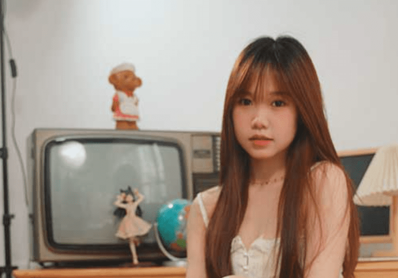 Mifu Girls | シャオイーのかわいい白い靴下：あなたは世界の美しさです（ビデオ付き）