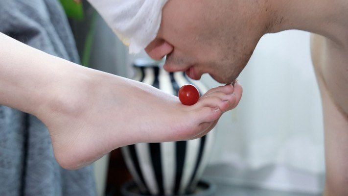 Orange | Meat-lined bare feet/feeding feet
