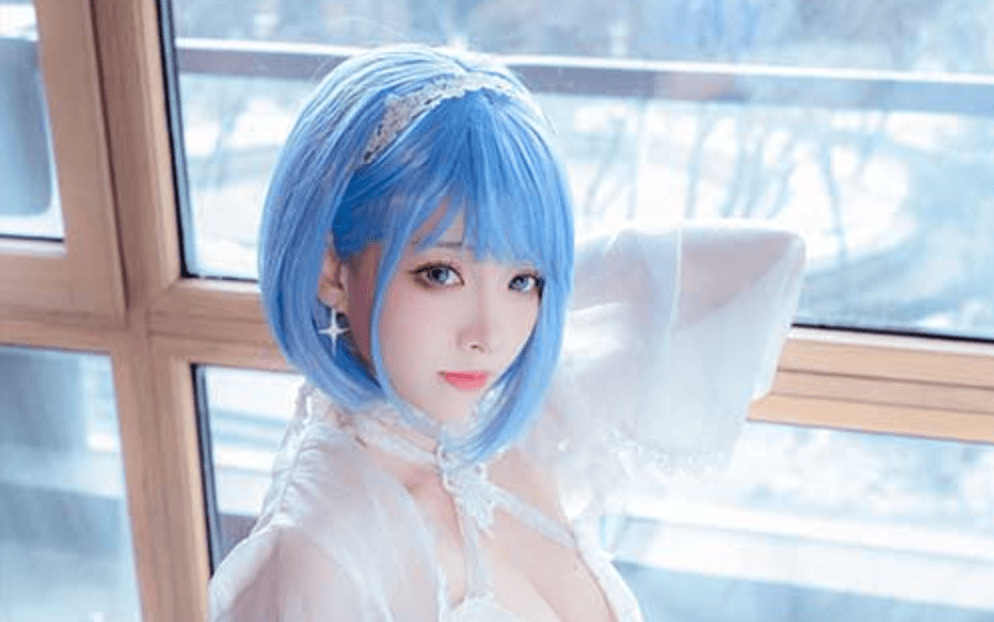 Miyamoto Sakura | Azur Lane Cosplay Chapayev