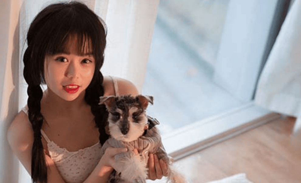 YALAYI雅拉伊 | 零零后少女 小乖