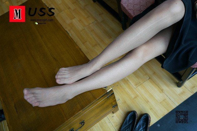 MussGirl慕丝女郎 | 咖啡厅休闲足秀