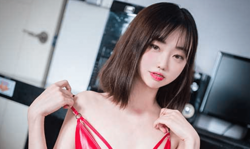 BlueCake | Kim Ji-won Cherry樱桃黑丝