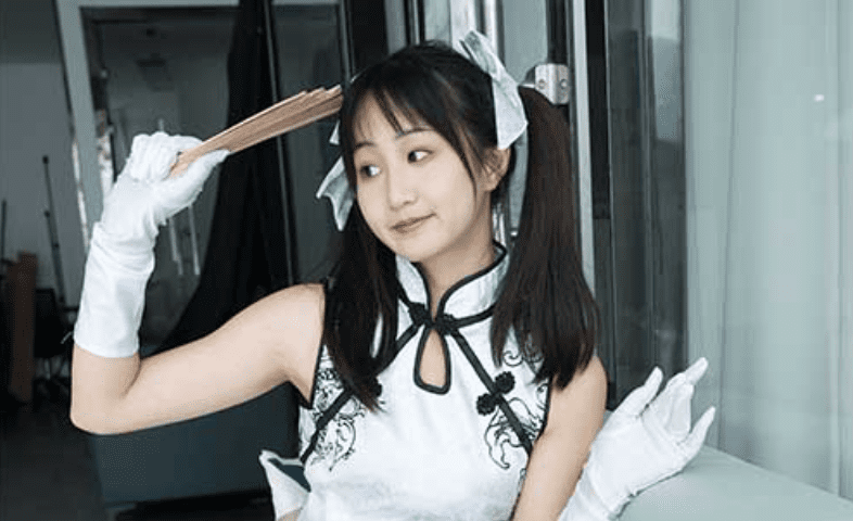 Mifu Girl | Xiaoqian's white stockings and sandals: If you say spring is not late, I will arrive in the real Jiangnan (with video)