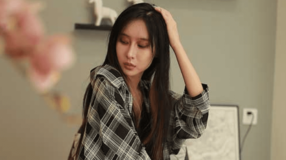 凡夫摄影 | 依茜的高帮帆布鞋黑色棉袜(带视频)