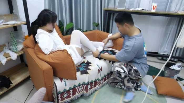 第5风格 | 剧情00后被入室抢劫捆绑勒晕舔脚