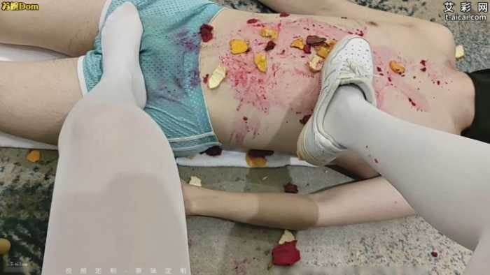 婉儿 | 重生在小姐家做地毯