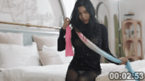 红鲤鱼 | 彩色丝袜睡袋全包蠕动