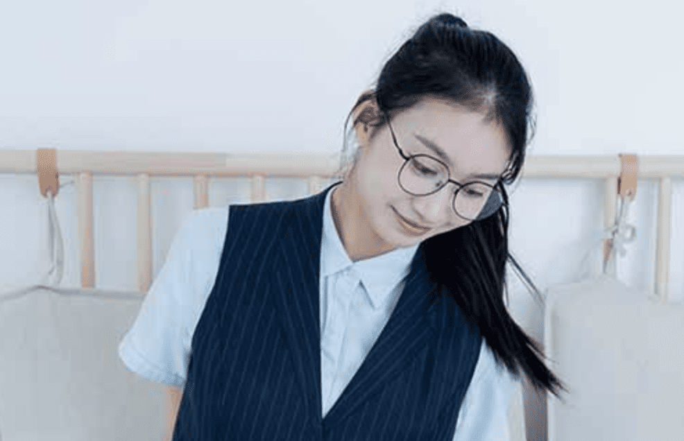 物恋传媒 | 小影的厚丝袜之无声的告白(带视频)