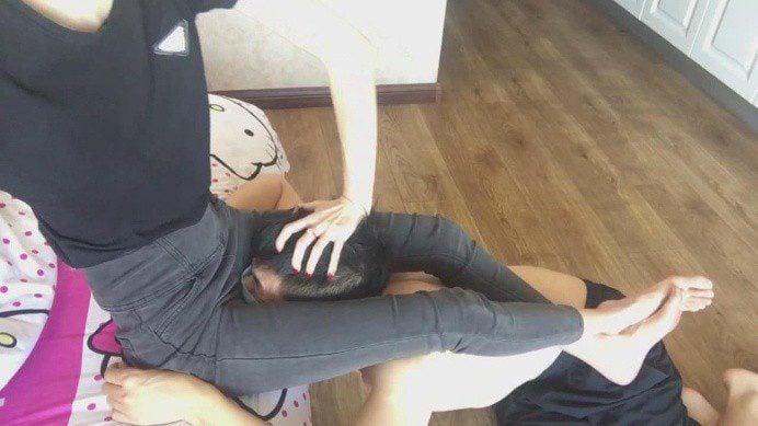 Shiman | Beautiful legs that will make you suffocate