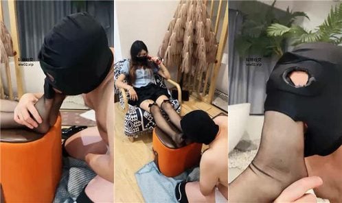 沐沐大大 | 沉浸式黑丝裸足狂舔