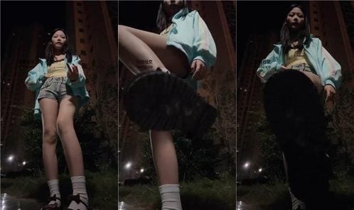 Nana | Outdoor White Socks Light
