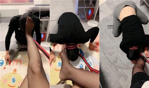 林夕小姐姐 | 黑丝裸足恋足狂舔