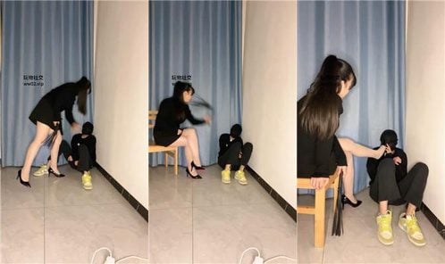 激しくて屈しない | 壁に向かって自分の失敗を考えながらハイヒールとストッキングを舐める、フルバージョン