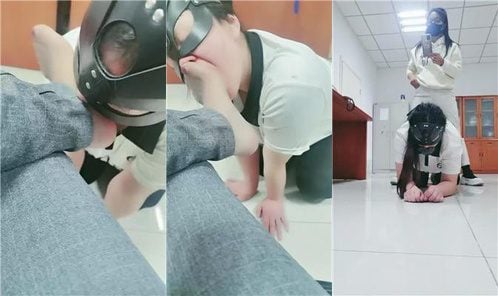 李墨先生 | 口に詰め込まれた女性動物のストッキング、定規で叩かれ、垂れ下がる蝋