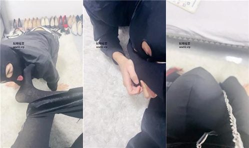 Doudou | Sexy black stockings, beautiful legs, foot fetish, licking