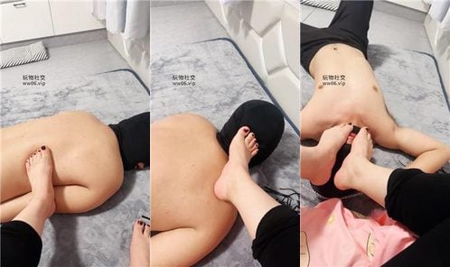 恩恩女神 | 裸足蹂躏踩 滴蜡舔圣水