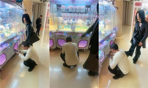 Yitong | Walking the dog in the stairwell and playing stalker