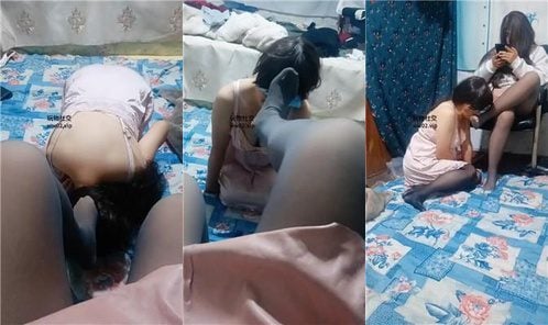 女装家とその妻 |メスの動物の元の灰色の絹の臭い足を舐める