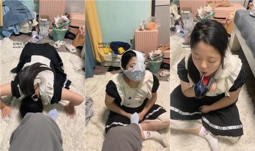 白兔 | 闺蜜磕头求闻棉袜 内裤套头 续集