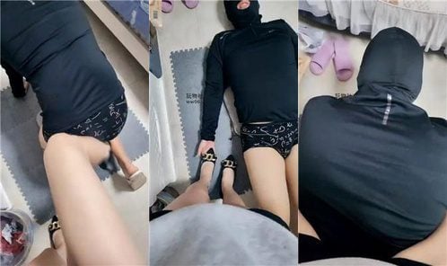 小羊咩咩 | 平底鞋玉足碾压踩