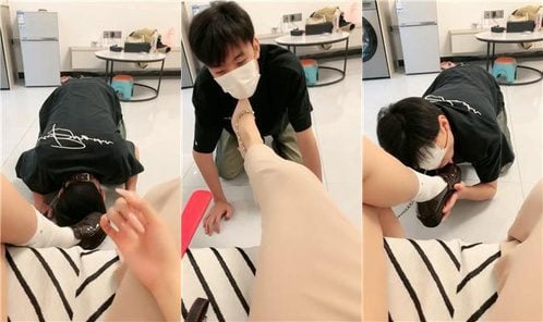 柯爾暁 |ダブルSの革靴、白い靴下、リベットハイヒール、足の虐待、口栓