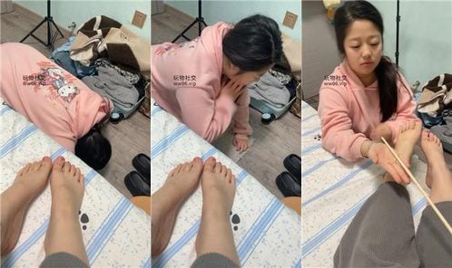 白うさぎハイヒールの掃除と足フェチ舐め
