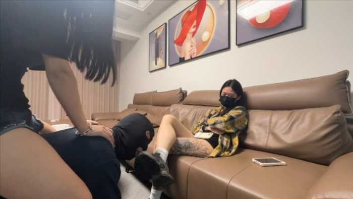 卫校小琳殿下 | 带闺蜜体验玩狗