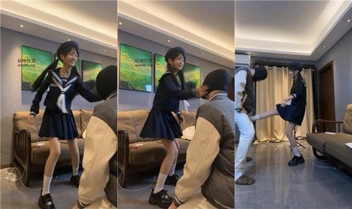 Dog brother | Cute sailor suit, leather shoes, white socks, jumping and stepping