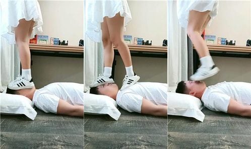 萌宝儿 | 贝壳头白棉袜跳踩
