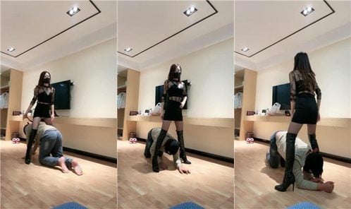 多多 | 高跟长靴踩踏踢裆 掐乳 黑丝捂脸窒息