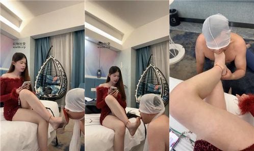 UUs | 清理脏鞋玉足 抽耳光 掐乳深喉 香水控制