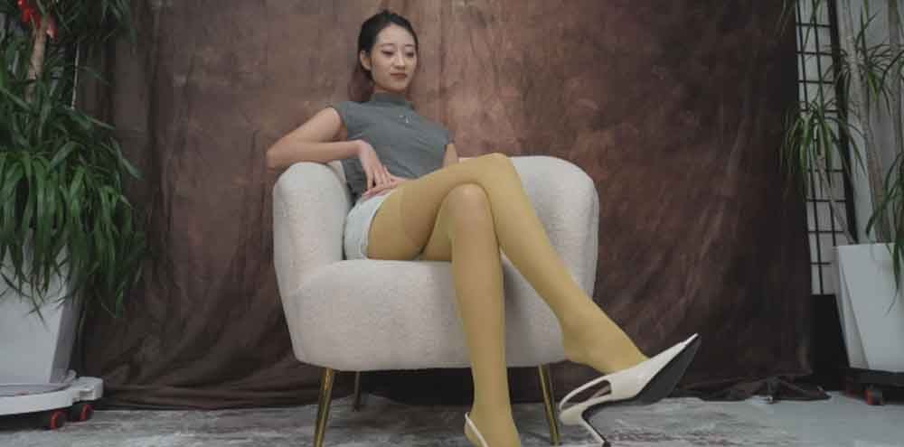 视频 | A F 316 果果guoguo 展示了她性感的38码丝脚 第2部 34min 带视频