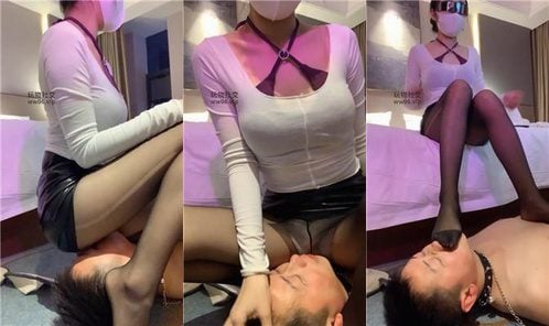 丝雯 | 黑丝美腿恋足狂舔