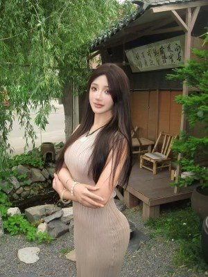 黒のシルクハイヒールの一人称視点の屈辱