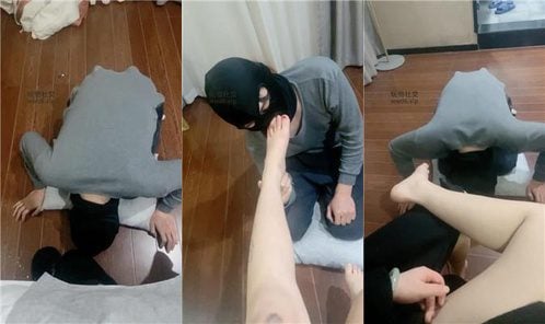 小凤梨 | 品尝陪酒小妹的玉足