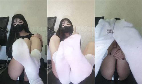 绝美兔 | 穿了一个月的棉袜给儿子足脚 250210-25