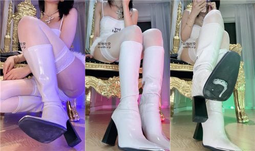 Yueyue | Crawl in and suck 250210-20