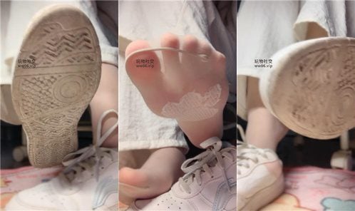乔乔在这里 | 肉丝+脏鞋底羞辱贱狗 250218-28