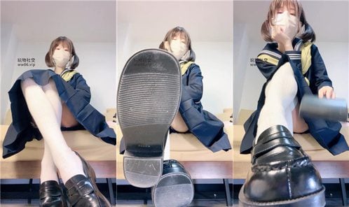 奶味小仙女 | 同桌的鞋 250207-11