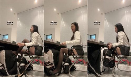 佳禾 | 情侣奴-贱狗带自己的女友做奴 bf51398