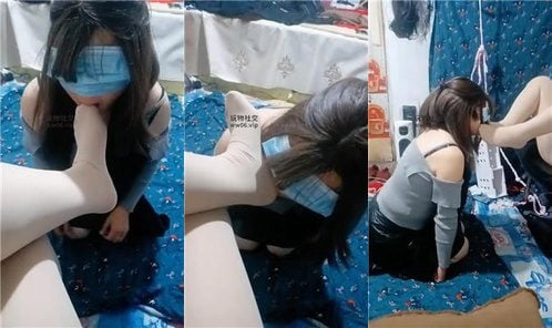 伪娘和人妻 | 滴蜡强制踩虐蓬头垢面的狗 JS250109-12