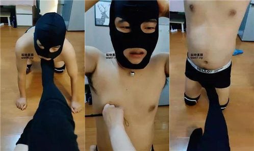 冰女王 | 闻着臭袜子臭脚丫发骚 JS250308-35