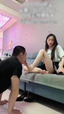 剧情 | 初柒把老板变成下贱脚皮清理器 嘴变洗脚盆YC 220808 2