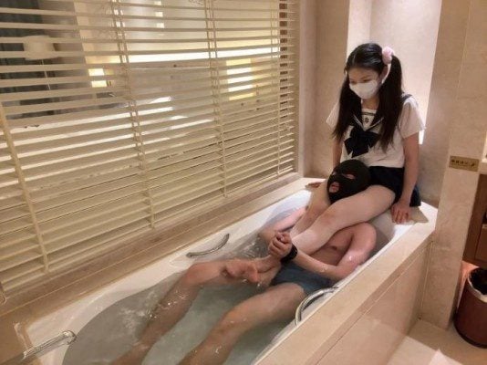 男生勒索按摩JK白色长袜双马尾小妹 ACYC 5049