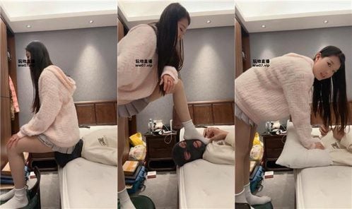 Monkey Song | White Socks Feet Stepping - Sitting on Face Suffocation bf51446