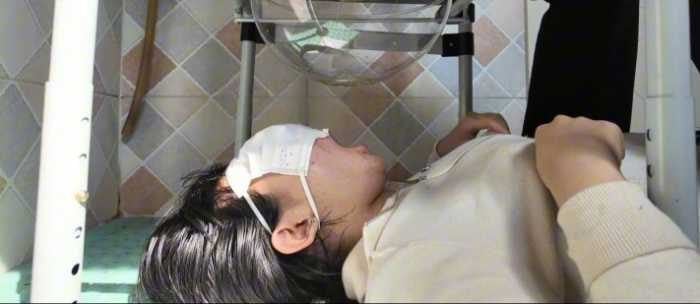 精神小妹 | 双主女M圣水 运动鞋踩脸 横竖双视角 JS251007 6