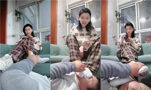 パープルスモーク｜足マットを無意識に踏んでしまう臭い足 bf51815