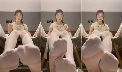 纯情恶魔 | 白丝乳母 250329-4