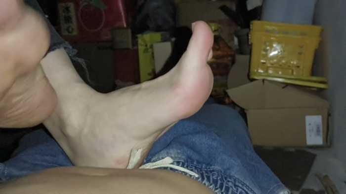 素人婷婷姐第一次踩踏上 ACYC 4244